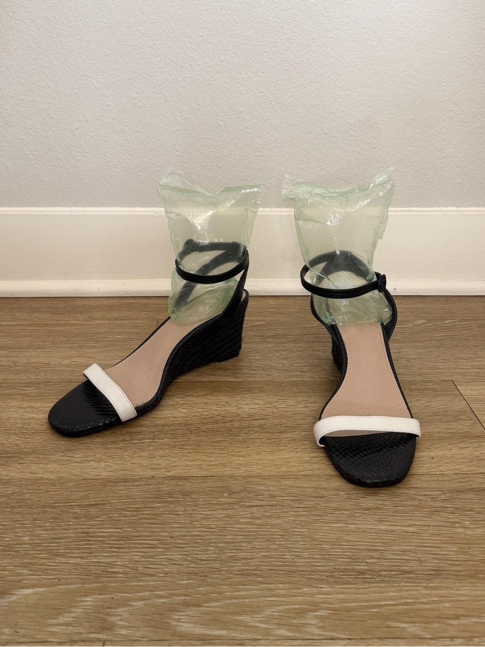 Essex Lane Strappy Black & White Espadrille Wedge Sandals
